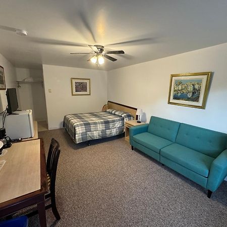 The Fundy Rocks Resort Hopewell Cape Exterior photo