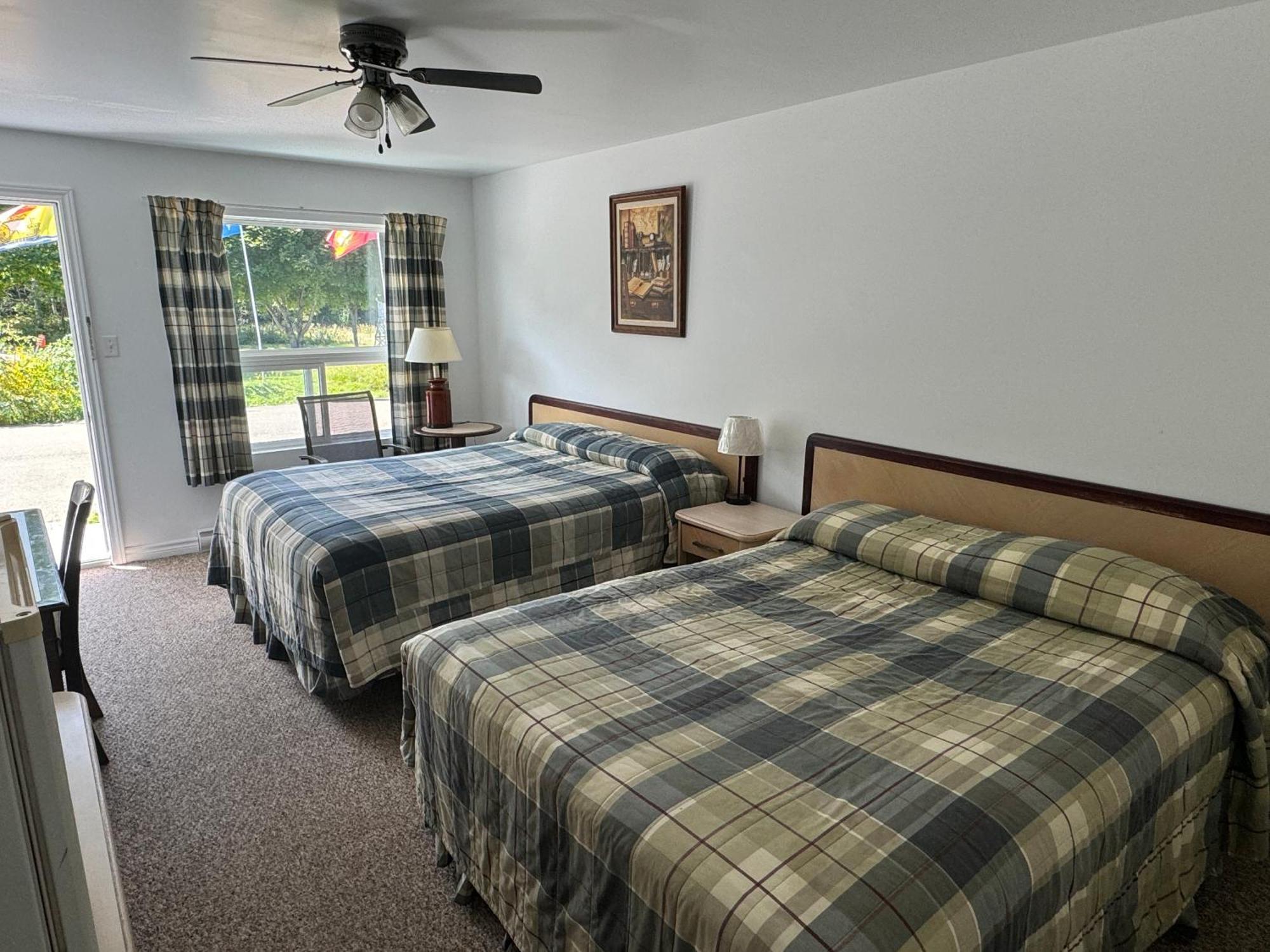 The Fundy Rocks Resort Hopewell Cape Exterior photo